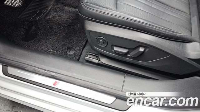 Audi A7 (4K) 45 TDI Quattro Premium 2021 — фото 32