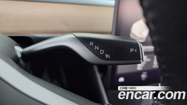 Tesla Model 3 Long Range AWD 2020 — фото 9