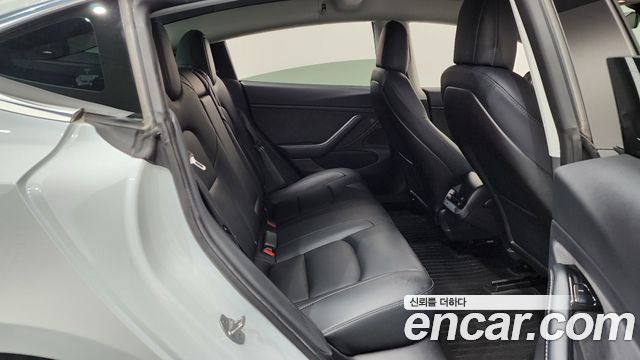 Tesla Model 3 Long Range AWD 2020 — фото 12