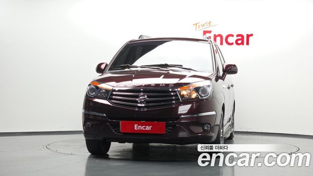 KG Mobility (SsangYong) Korando Turismo 4WD GT 9-seater 2015 — фото 3