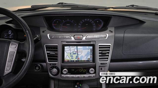 KG Mobility (SsangYong) Korando Turismo 4WD GT 9-seater 2015 — фото 14