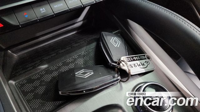 Renault Korea Grand Koleos 1.5 E-TECH Iconic 2WD 2025 — фото 15