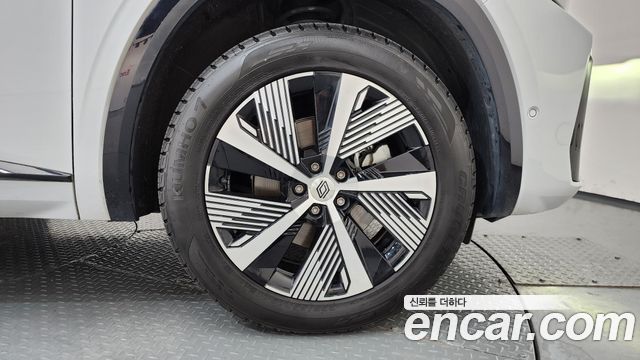 Renault Korea Grand Koleos 1.5 E-TECH Iconic 2WD 2025 — фото 21