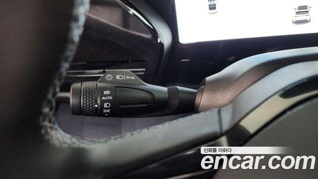 Renault Korea Grand Koleos 1.5 E-TECH Iconic 2WD 2025 — фото 32