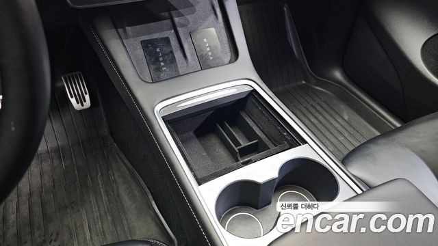 Tesla Model Y Long Range AWD 2022 — фото 29
