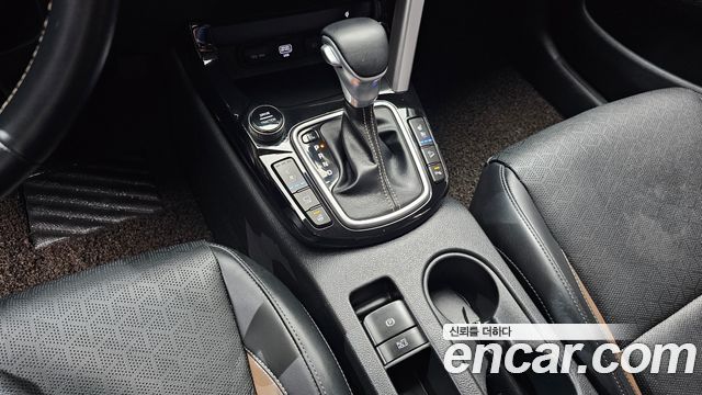 Kia Seltos Gasoline 1.6 Turbo 2WD Noblesse 2020 — фото 9