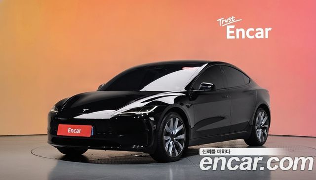 Tesla Model 3 RWD 2024 — фото 1