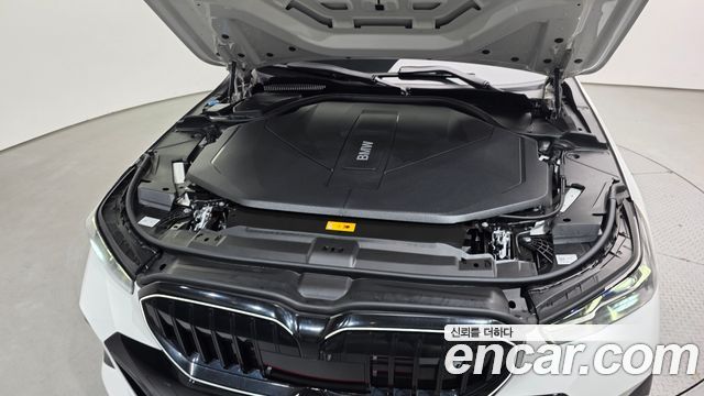 BMW i5 (G60) eDrive 40 M Sport 2025 — фото 6