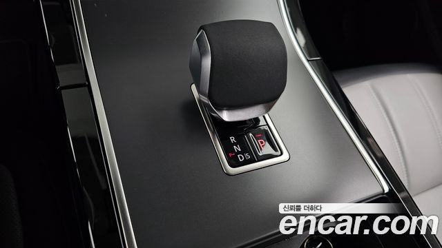 Land Rover Range Rover Evoque (II) P250 Dynamic SE 2025 — фото 9