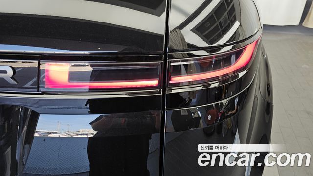 Land Rover Range Rover Evoque (II) P250 Dynamic SE 2025 — фото 29