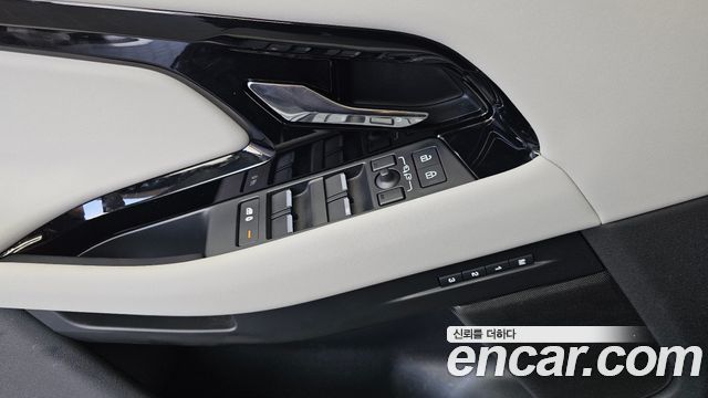 Land Rover Range Rover Evoque (II) P250 Dynamic SE 2025 — фото 34
