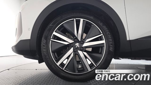 Peugeot 3008 (II) 1.5 BlueHDi GT Pack 2023 — фото 5