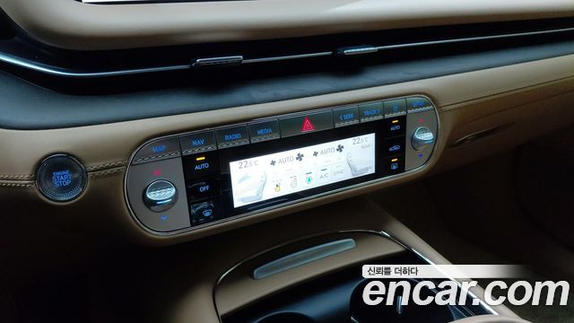 Genesis G90 (RS4) Gasoline 3.5 Turbo AWD 2022 — фото 21