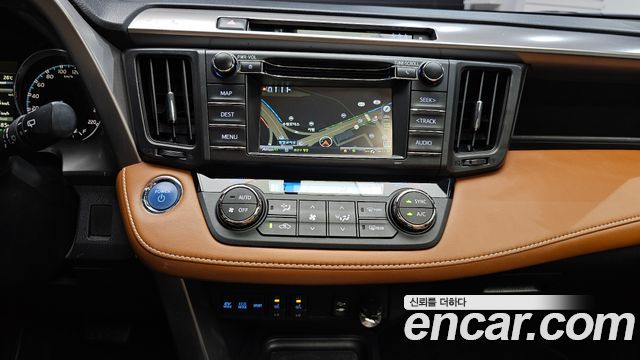 Toyota RAV4 2.5 4WD Hybrid 4th 2017 — фото 13