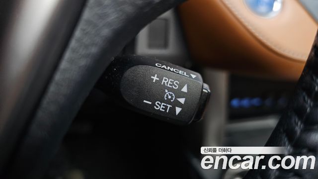 Toyota RAV4 2.5 4WD Hybrid 4th 2017 — фото 17