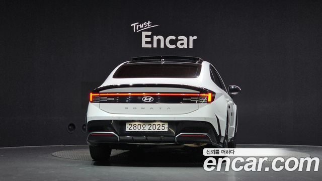 Hyundai Sonata The Edge (DN8) 2.0 Exclusive 2024 — фото 4