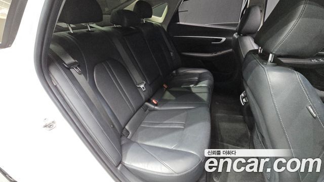 Hyundai Sonata The Edge (DN8) 2.0 Exclusive 2024 — фото 11