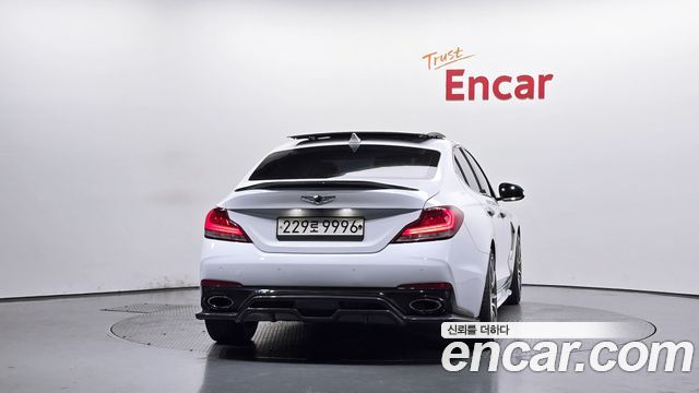 Genesis G70 2.0T Sport Package 2019 — фото 4