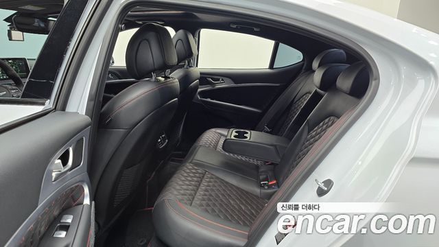 Genesis G70 2.0T Sport Package 2019 — фото 12