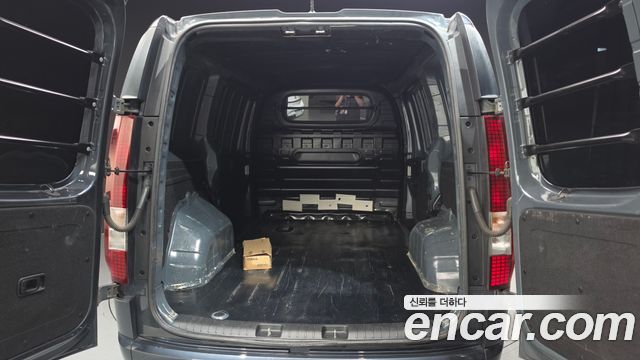 Hyundai Staria Cargo 3-Seater Modern 2025 — фото 19