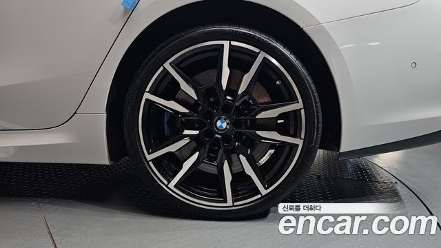 BMW 8 Series (G15) M850i xDrive Gran Coupe 2023 — фото 21
