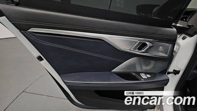 BMW 8 Series (G15) M850i xDrive Gran Coupe 2023 — фото 25