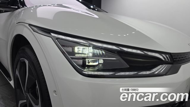 Kia EV6 Long Range GT Line 2022 — фото 22