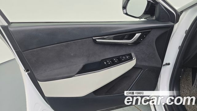 Kia EV6 Long Range GT Line 2022 — фото 24