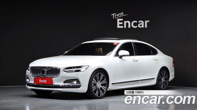 Volvo S90 B6 AWD Ultimate Bright 2023 — фото 1