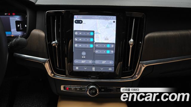 Volvo S90 B6 AWD Ultimate Bright 2023 — фото 16