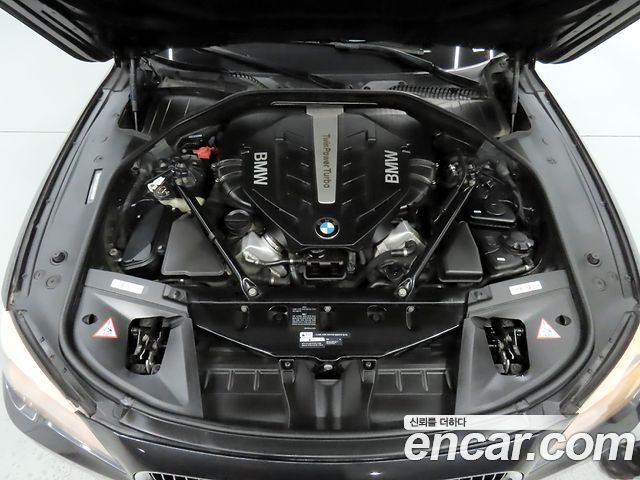 BMW 7 Series (F01) 750Li xDrive 2012 — фото 6