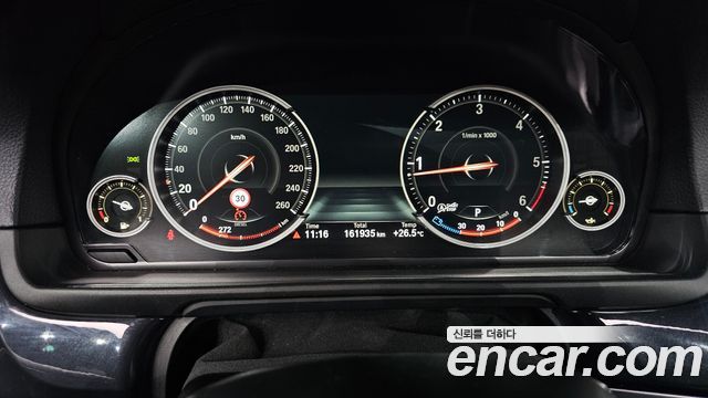 BMW 5 Series (F10) 520d xDrive 2015 — фото 8
