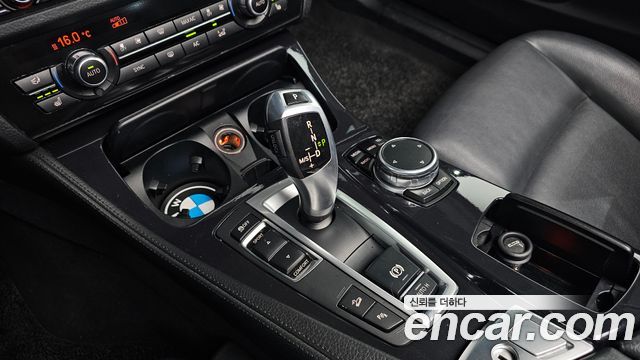 BMW 5 Series (F10) 520d xDrive 2015 — фото 9