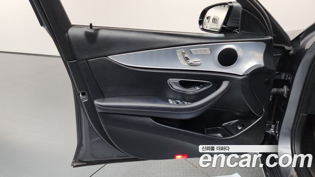 Mercedes-Benz E-Class (W213) E250 Avantgarde 2020 — фото 24