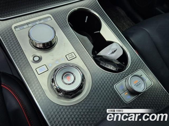 Genesis GV80 Coupe 2.5T Gasoline AWD 2024 — фото 8