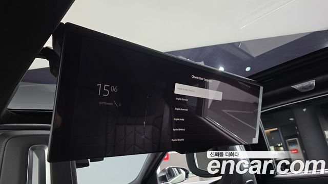 BMW 7 Series (G70) 750e xDrive Design Pure Excellence 2023 — фото 28
