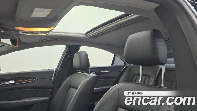 Mercedes-Benz CLS-Class (W218) CLS350 BlueEFFICIENCY 2012 — фото 19