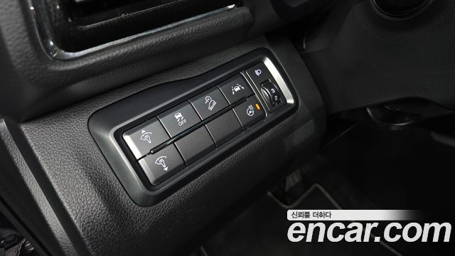 KG Mobility (SsangYong) Very New Tivoli Gasoline 1.5 2WD V3 2021 — фото 16
