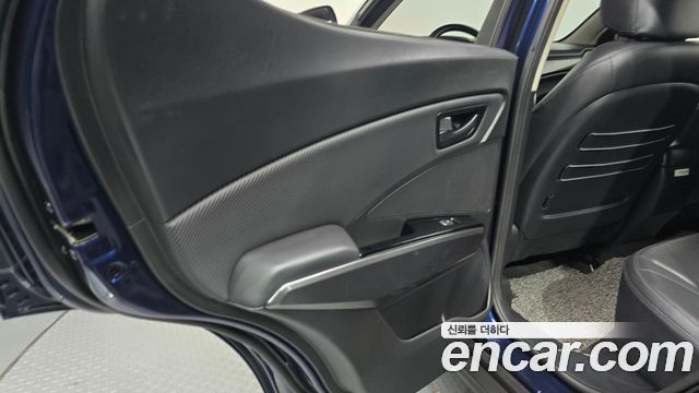 KG Mobility (SsangYong) Very New Tivoli Gasoline 1.5 2WD V3 2021 — фото 25