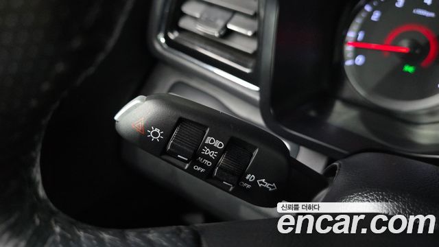 KG Mobility (SsangYong) Very New Tivoli Gasoline 1.5 2WD V3 2021 — фото 28