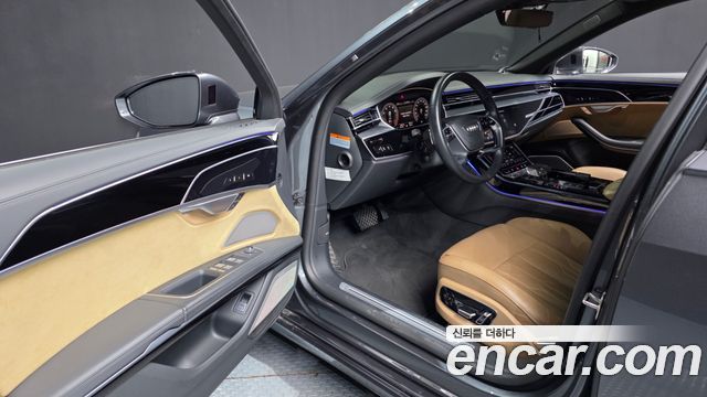 Audi A8 (D5) 55 TFSI Quattro LWB 2022 — фото 10