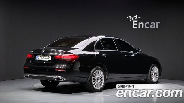 Mercedes-Benz E-Class (W213) E250 Exclusive 2023 — фото 2