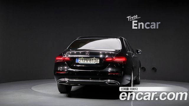 Mercedes-Benz E-Class (W213) E250 Exclusive 2023 — фото 4