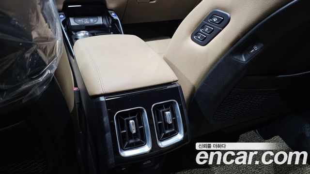 Kia Sorento (IV) HEV 1.6 2WD Gravity 2024 — фото 36