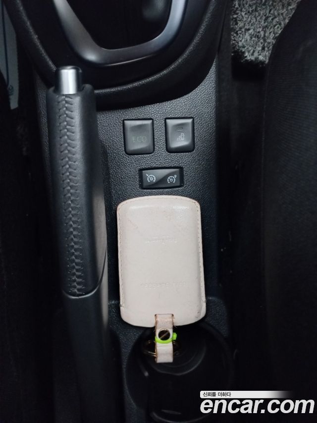 Renault Korea QM3 RE 2019 — фото 16