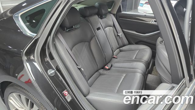 Genesis G80 3.3 GDI Premium Luxury 2018 — фото 12