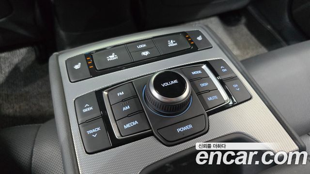 Genesis G80 3.3 GDI Premium Luxury 2018 — фото 19