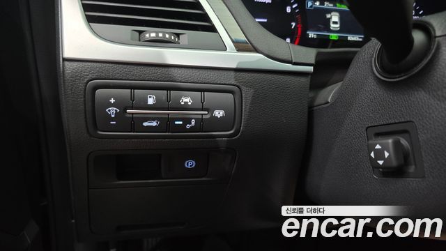 Genesis G80 3.3 GDI Premium Luxury 2018 — фото 28