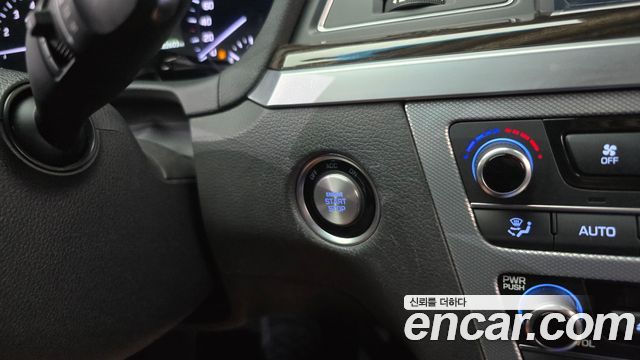 Genesis G80 3.3 GDI Premium Luxury 2018 — фото 29