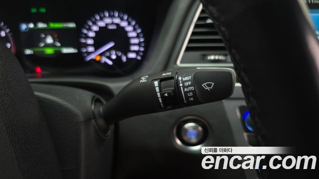 Genesis G80 3.3 GDI Premium Luxury 2018 — фото 30